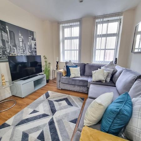 2 Bedroom - City Centre Location - Perfect For Family'S Bradford  Exterior photo