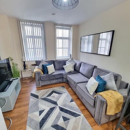 2 Bedroom - City Centre Location - Perfect For Family'S Bradford  Exterior photo