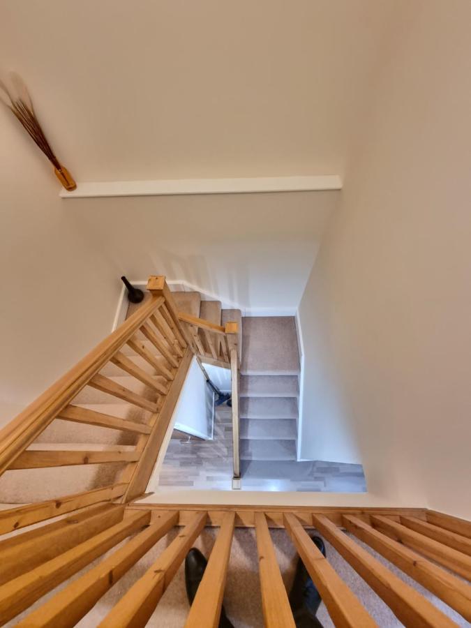 2 Bedroom - City Centre Location - Perfect For Family'S Bradford  Exterior photo