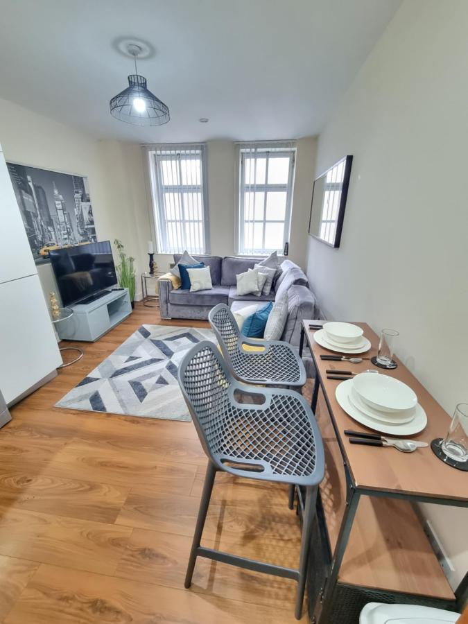2 Bedroom - City Centre Location - Perfect For Family'S Bradford  Exterior photo